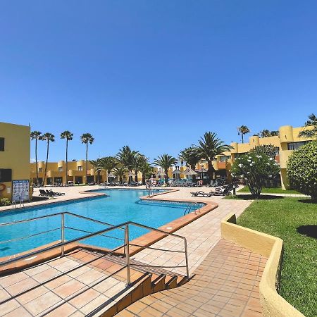 Seaside Apartment Corralejo : A Cozy Holiday Home In A Peaceful Well Located Green Complex 외부 사진