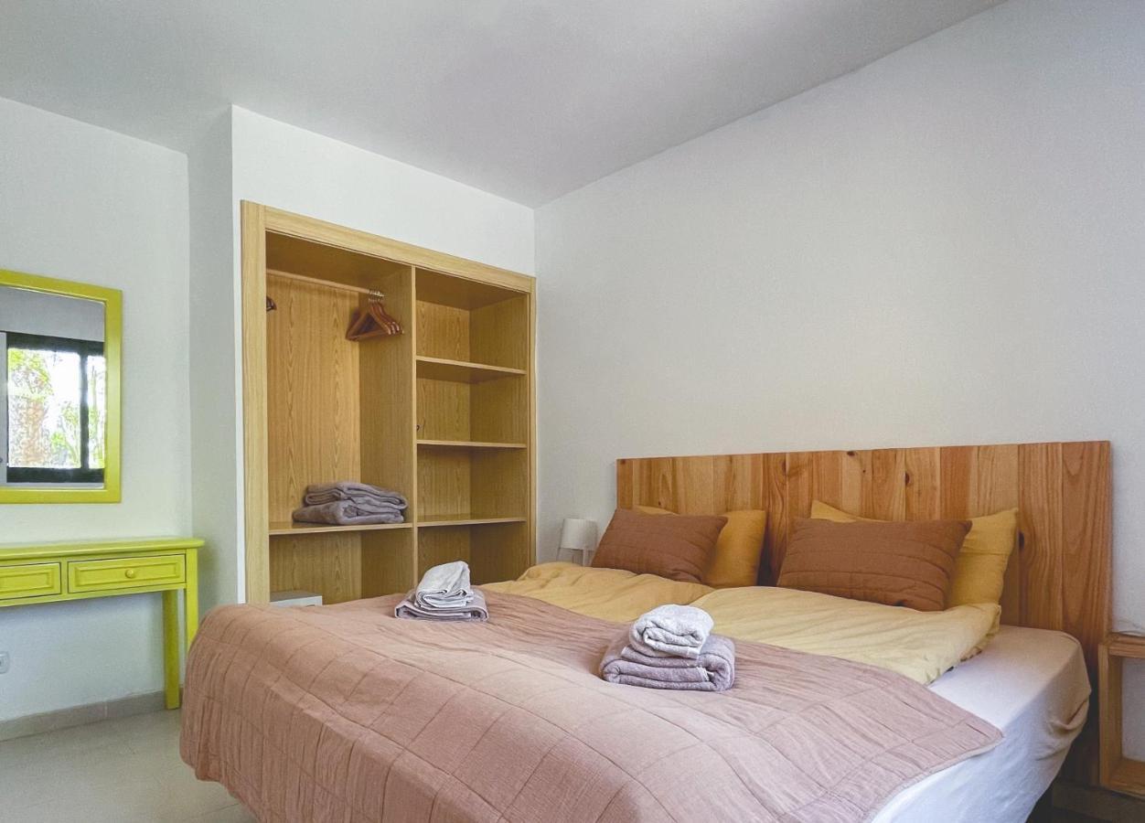 Seaside Apartment Corralejo : A Cozy Holiday Home In A Peaceful Well Located Green Complex 외부 사진